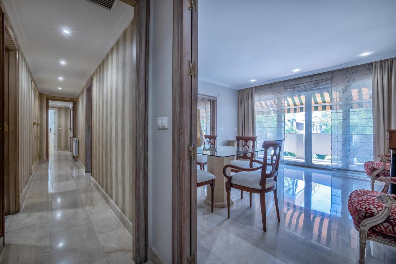 Apartamento Los Tilos & Parking & Piscina Кордова Екстер'єр фото